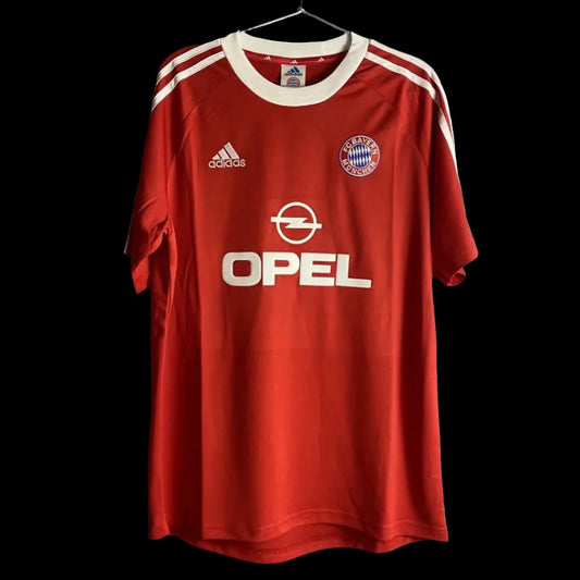 Retro 2000/01 Bayern Munich home - SoccerSphere