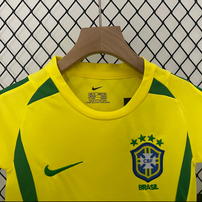 Brazil 2002 retro Jersey kid size+ free shorts - SoccerSphere